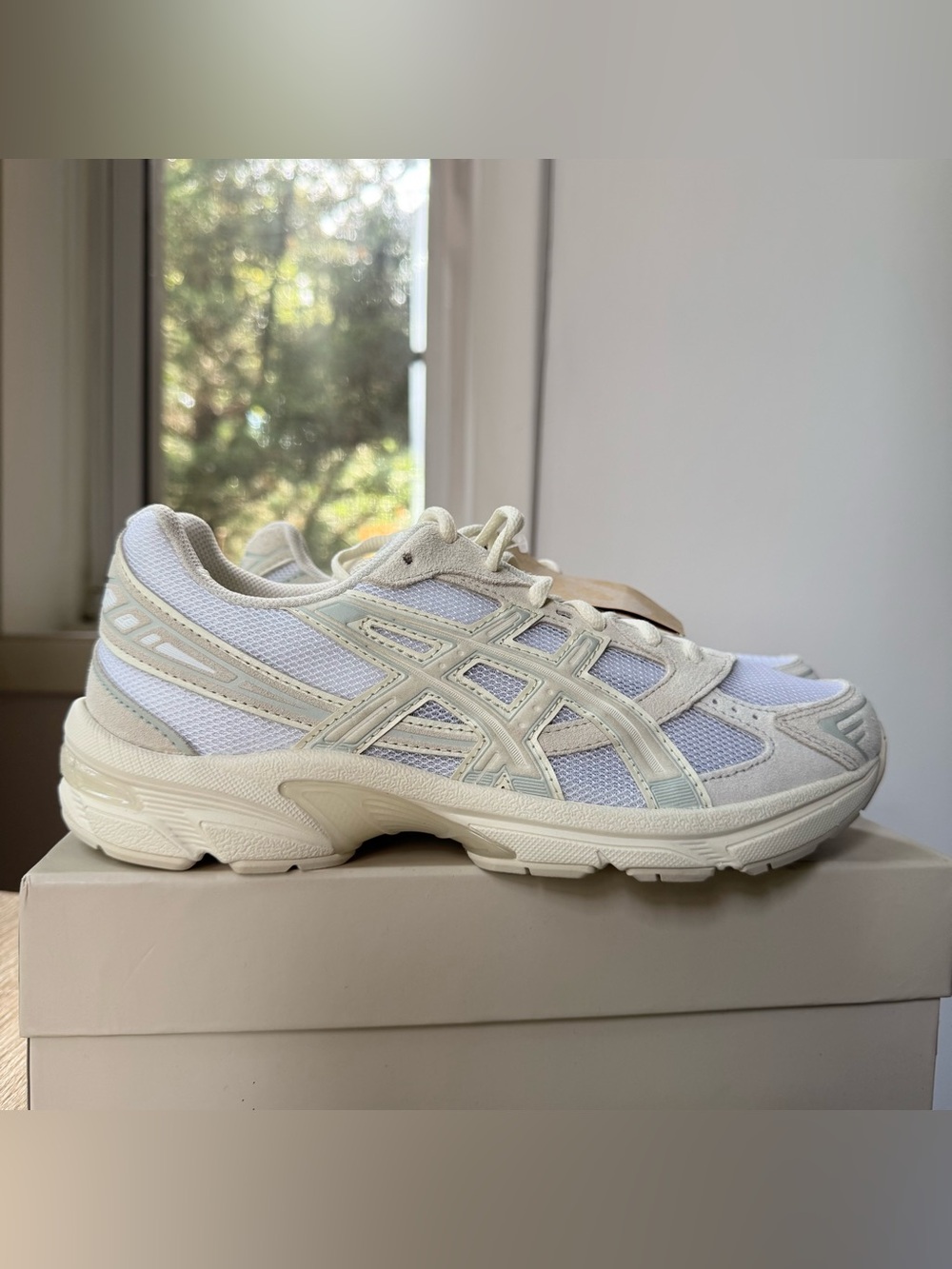 NWT ASICS Gel-1130 Sneakers in White Birch Womens Size 10.5 - Picture 1 of 12